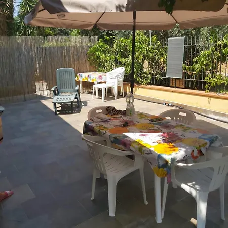 Apartamento Casa Marta Torrenova (Sicily)